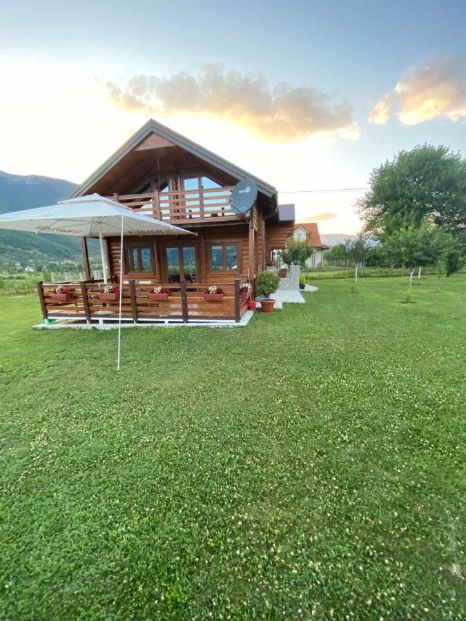 The Lake Breeze Bay Plav Exterior photo